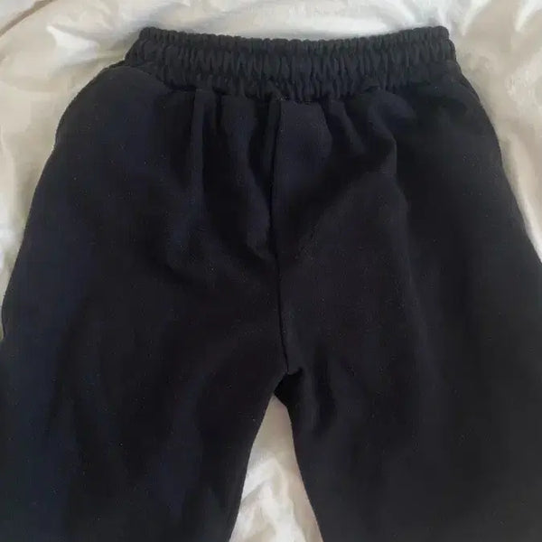 [BUNJANG] Bullyang Sonyeo Black Shorts (L) / 에이블리 불량소녀 검정 반바지 L