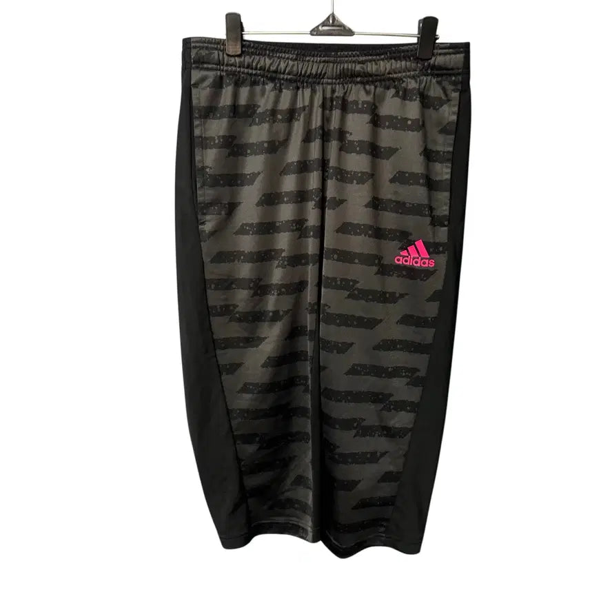 [BUNJANG] Adidas Black Stripe 7-Sleeve Training Pants / 100 아디다스 블랙 스트라이프 7부 트레이닝 팬츠