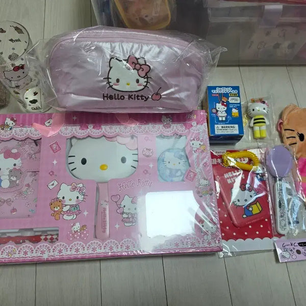[BUNJANG] Sanrio Kitty Full Bundle Set / (일괄) 키티 세트 일괄  파우치 거울 빗 피규어 포크 가방 컵 산리오