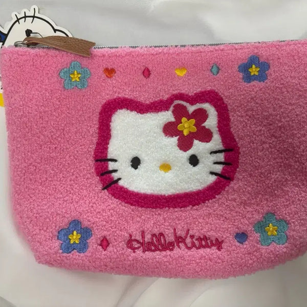 [BUNJANG] Sanrio Hello Kitty 50th Anniversary Sagara Embroidery Pouch / 산리오 키티 50주년 사가라 자수 파우치 헬로키티 카오하나 파우치