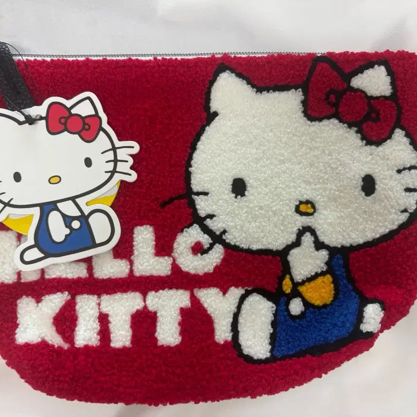 [BUNJANG] Sanrio Hello Kitty 50th Anniversary Sagara Embroidery Pouch / 할인 산리오 헬로키티 50주년 사가라 자수 파우치