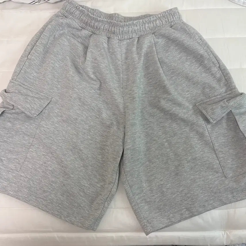 [BUNJANG] SPAO Gray Cargo Bermuda Pants / 스파오 그레이 카고 버뮤다팬츠