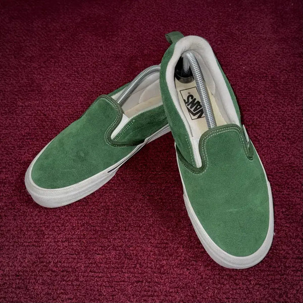 [BUNJANG] Vans New Slip-On Suede Green True White Sneakers / 265) 반스 뉴 슬립온 스웨이드 그린 트루 화이트