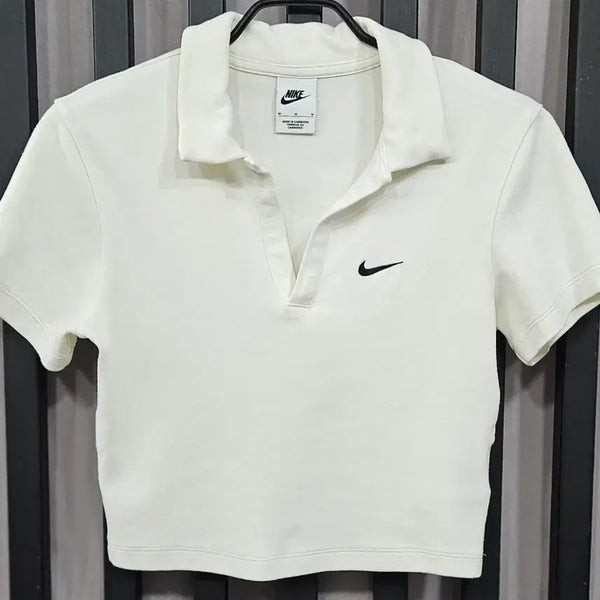 [BUNJANG] Nike Women's Essential Cropped Polo Top - Sail/Black - Size M / 나이키 여성 크롭 폴로 탑 아이보리 M