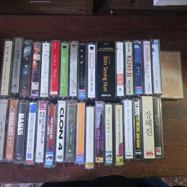 [BUNJANG] Vintage Korean Pop Cassette Tapes Bundle (34 pcs) / 옛날 가요 카세트테이프 34장 일괄