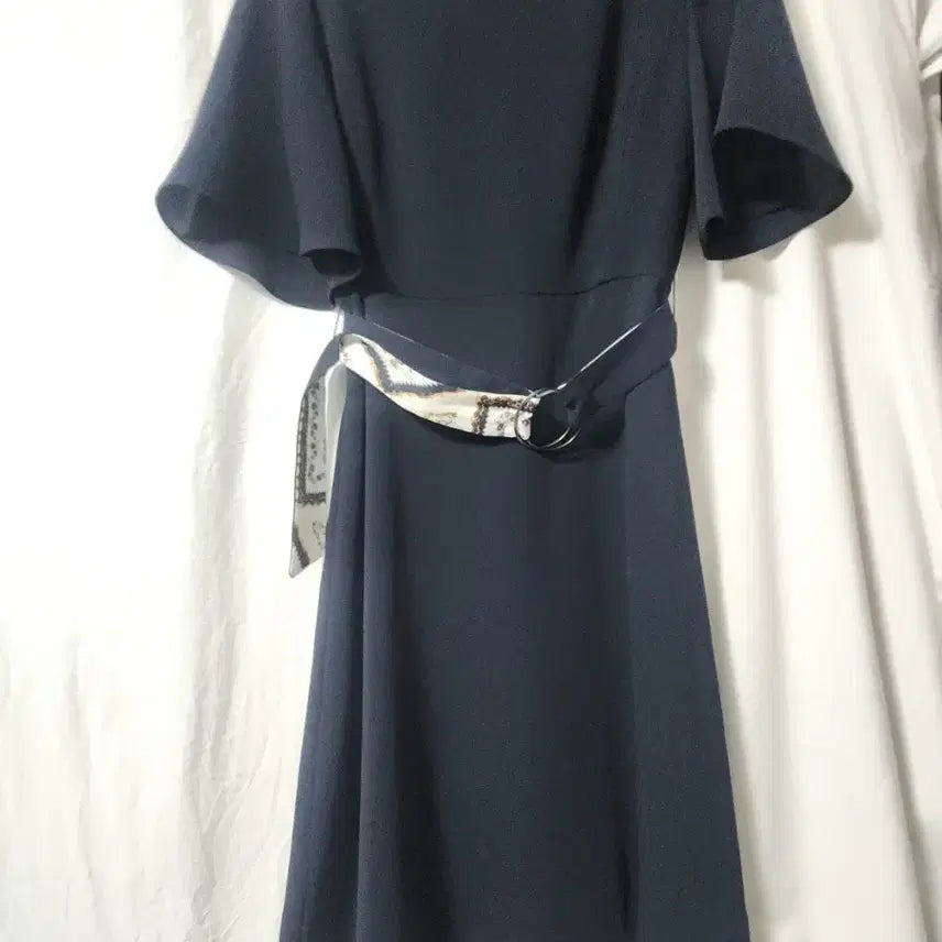 [BUNJANG] ROEM Women's Navy Midi Dress with Belt / ROEM 여성 네이비 원피스 벨트 포함