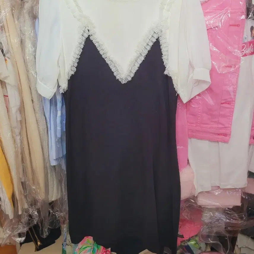 [BUNJANG] Lace Panel Dress - Imported / 레이스 배색 원피스  수입
