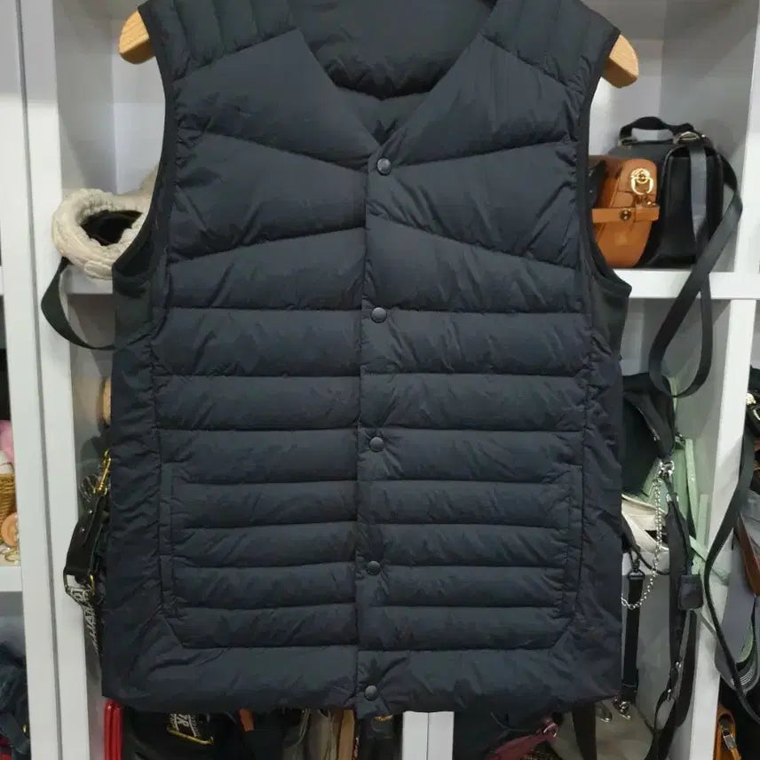 [BUNJANG] Wide Angle Goose Down Vest / 와이드앵글 거위털 조끼 100