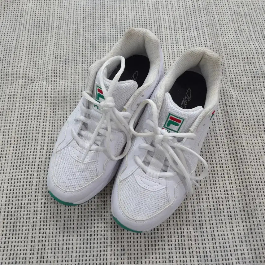 [BUNJANG] Fila Athletic Shoes 225mm / 휠라 운동호 225mm