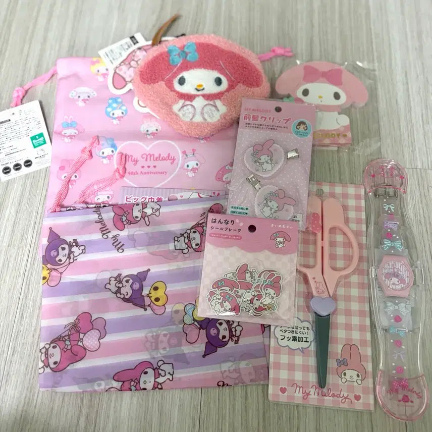 [BUNJANG] Sanrio My Melody Pouch, Scissors, Stickers, Clock, Memo Pad Set (Sealed) / 산리오 정품 마이멜로디 파우치 가위 스티커 시계 메모지 세트 상품 미개봉 새상품