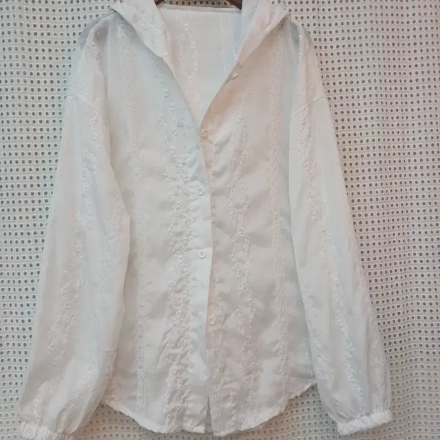 [BUNJANG] White Hooded Blouse / 후드 블라우스 화이트 free