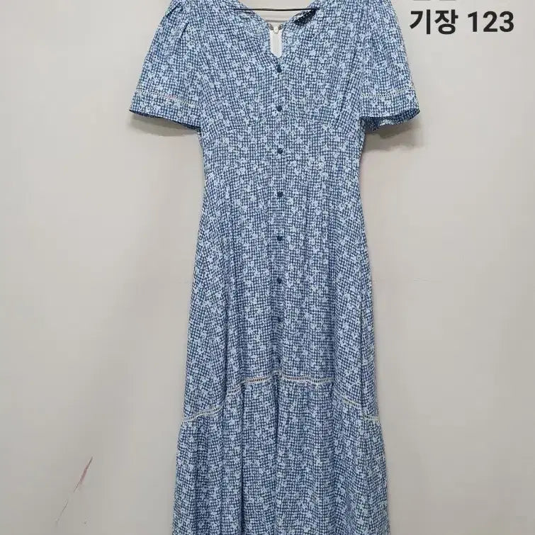 [BUNJANG] Sisley 2024 Dress / 24년 시슬리 원피스