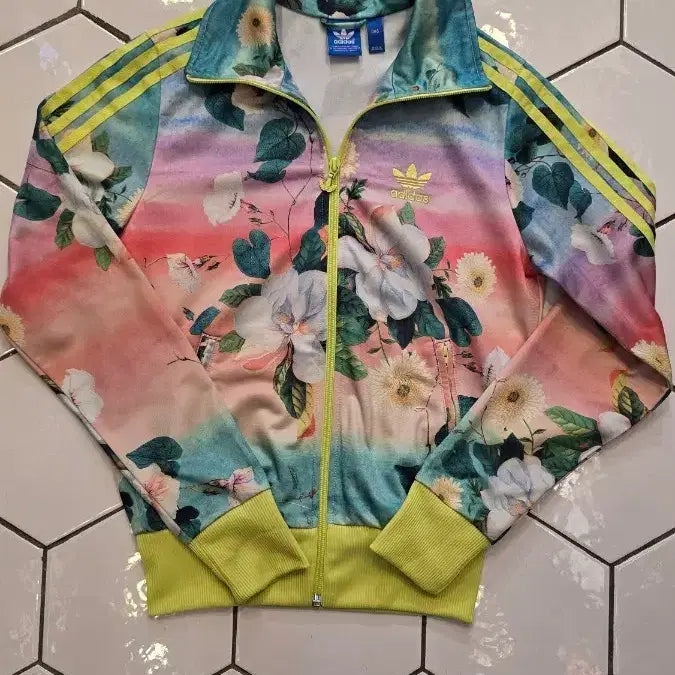 [BUNJANG] Adidas Floral Pattern Track Top Jersey / 아디다스 플로럴 패턴 트랙탑 져지
