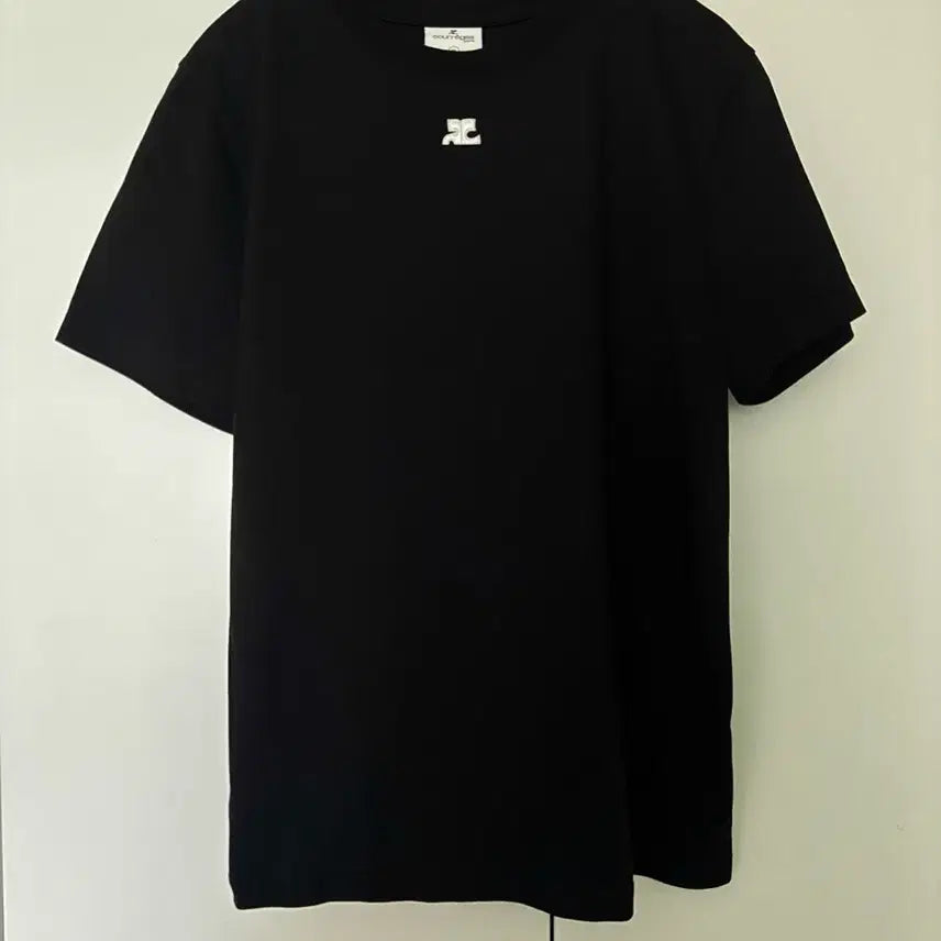 [BUNJANG] Courreges Logo Short Sleeve T-Shirt / 꾸레주 꾸레쥬 로고 반팔 티셔츠 오눅 차정원