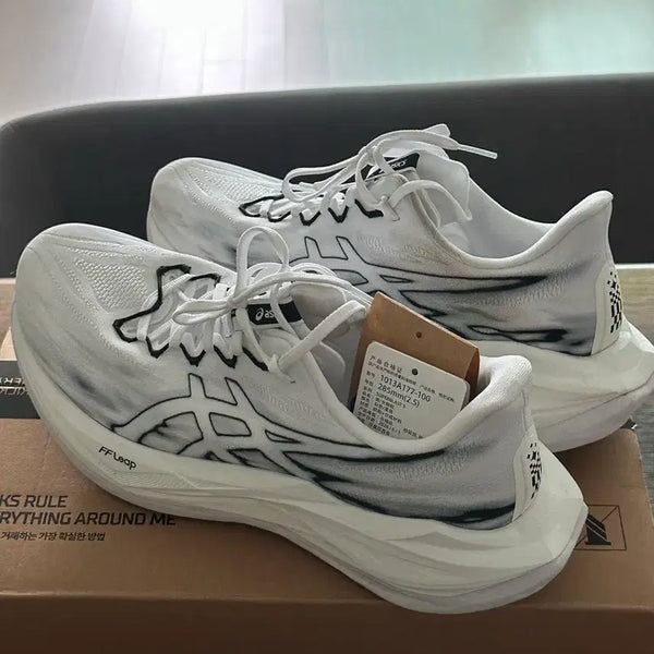 [BUNJANG] Asics Superblast 3 White Running Shoes 285 / 아식스 슈퍼블라스트3 화이트 285