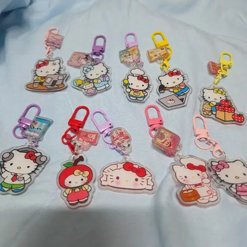 [BUNJANG] Hello Kitty & Totoro Acrylic Keychain / 키티, 토토로 아크릴 키링