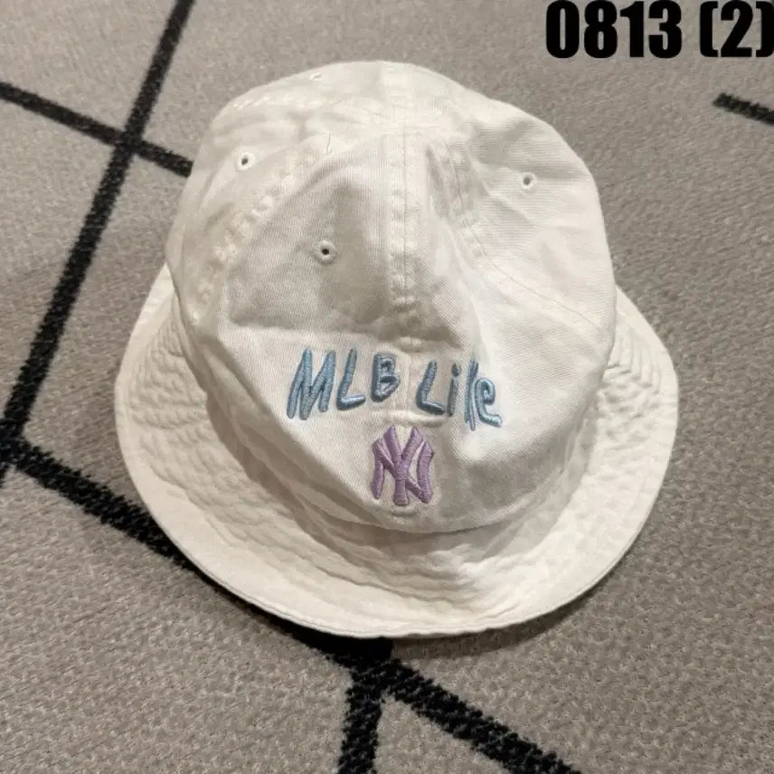 [BUNJANG] MLB Life New York Yankees Bucket Hat White / MLB 라이프 뉴욕 양키스 버킷햇 화이트