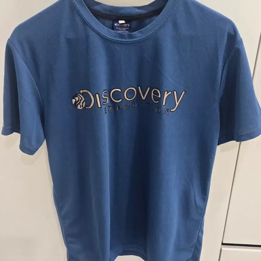 [BUNJANG] Discovery Expedition Logo Short Sleeve T-Shirt / 디스커버리 익스페디션 반팔 티셔츠