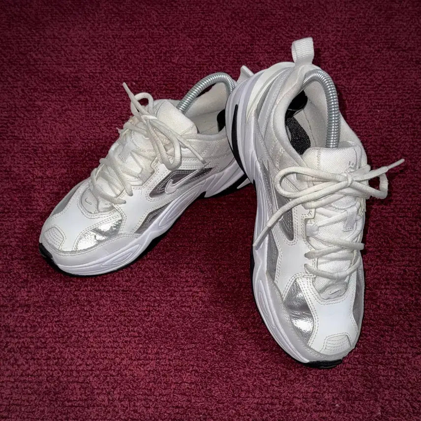 [BUNJANG] Nike M2K Tekno Essential Metallic Silver 240mm / 240) W 나이키 M2K 테크노 에센셜 메탈릭 실버