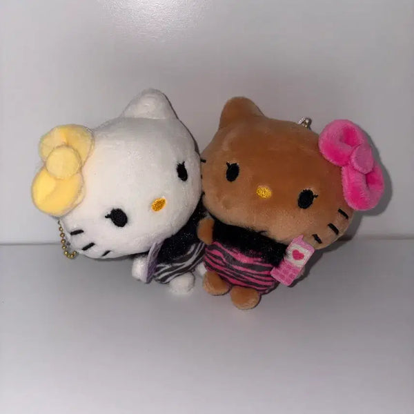 [BUNJANG] Hello Kitty Magnetic Keychain Set / 헬로키티 자석 키링