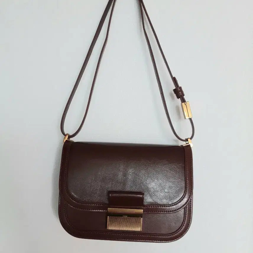 [BUNJANG] Genuine Leather Shoulder Crossbody Bag - Brown / 소가죽 숄더크로스백 브라운색