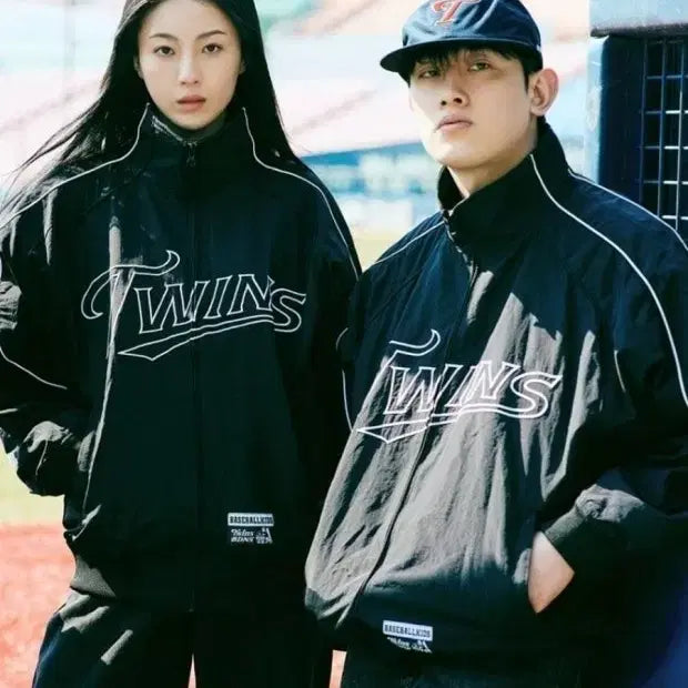 [BUNJANG] Badonus x LG Twins Dugout Jacket Black First Edition 2XL / [2XL]빠더너스 x LG트윈스 더그아웃 자켓 블랙 초판