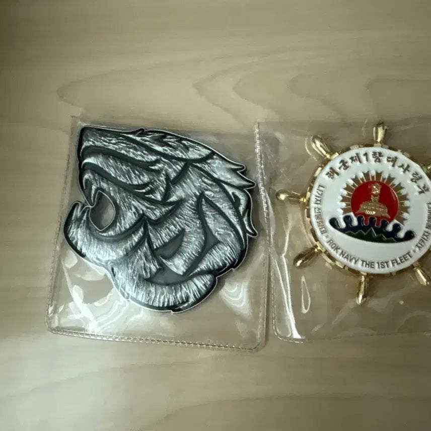 [BUNJANG] Republic of Korea Navy 1st Fleet Commemorative Coin & Tiger Emblem Coin / 택포)해군군대코인 판매