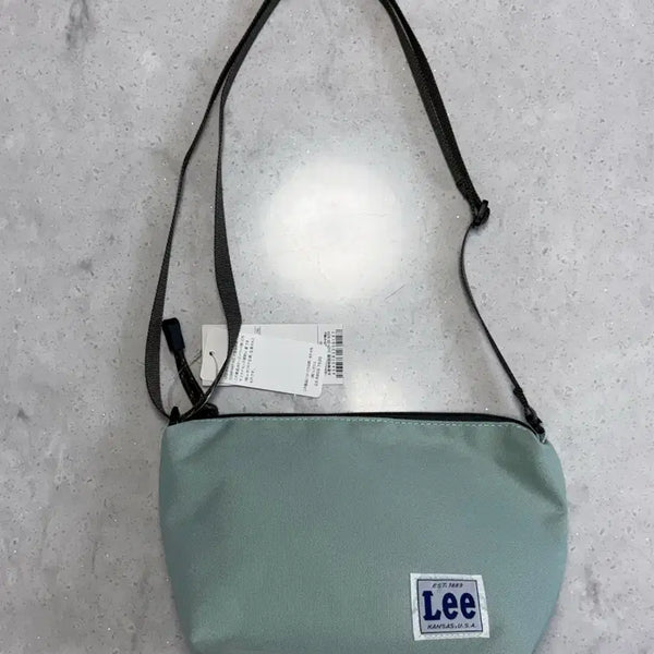 [BUNJANG] LEE Mint Shoulder Bag / LEE 민트 숄더백