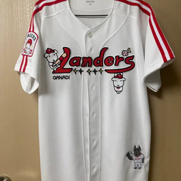 [BUNJANG] SSG Landers Ganadi Collaboration Uniform with Cho Byung-hyun Marking & Ganadi Cheer Bat (Size L) / Ssg가나디 유니폼 조병현 마킹+가나디응원배트