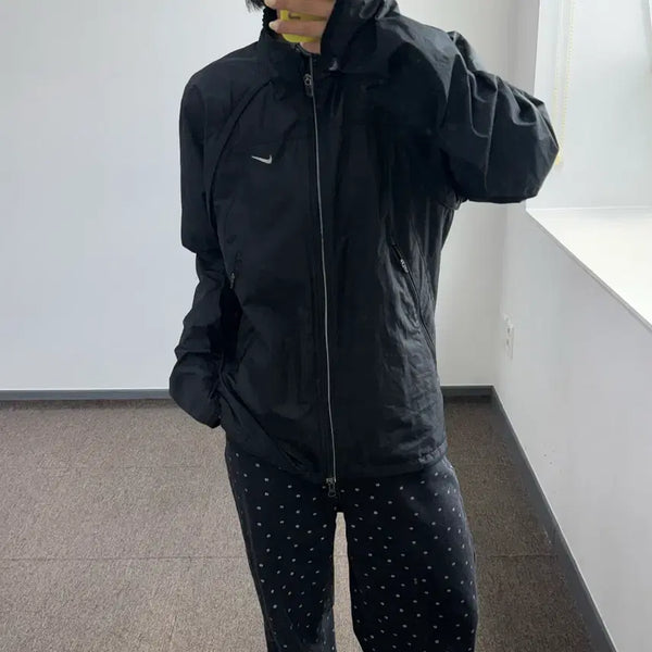 [BUNJANG] Nike Small Logo Black Windbreaker Jacket / Nike 나이키 스몰로고 블랙 바람막이