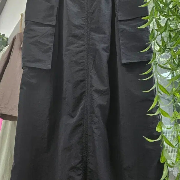 [BUNJANG] Black Cargo Long Skirt with Back Banding / [새상품]바스락 카고 뒷밴딩 롱스커트