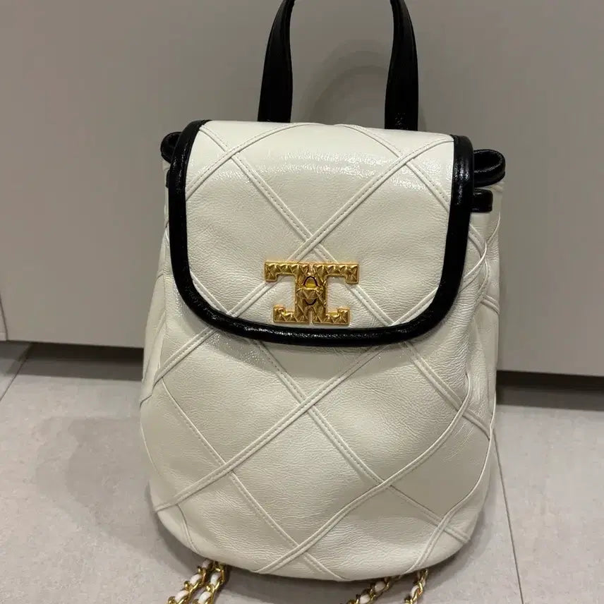 [BUNJANG] 23 Time Emblem 3-Way Backpack / 23 타임 엠블럼 쓰리웨이 백팩
