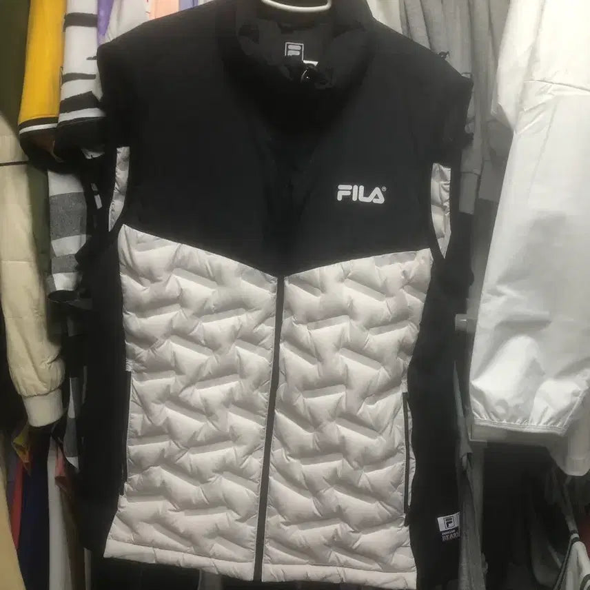 [BUNJANG] Fila Doosan Bears Padded Vest 2XL / (새거급) 필라 선수지급용 두산 베어스패딩 조끼 사이느 2XL