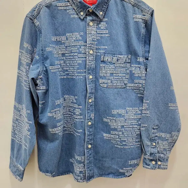 [BUNJANG] Supreme Trademark Jacquard Denim Shirt / 슈프림 트레이드마크 자카드 데님 셔츠