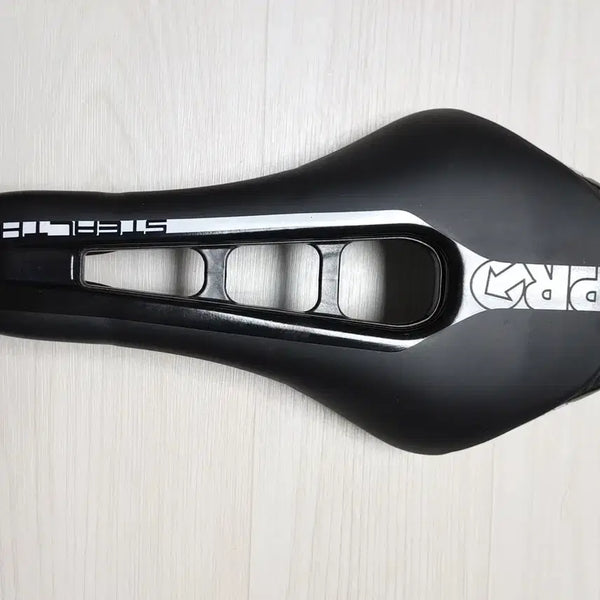 [BUNJANG] Shimano Stealth Pro Bicycle Saddle (142mm) / 상태좋은 시마노 스텔스 프로 자전거 안장(142mm) 팝니다 (택포6만)