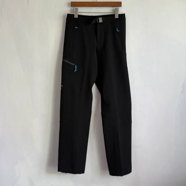 [BUNJANG] Arc'teryx Women's Black Technical Pants Size 27 / 아크테릭스 여성 블랙 팬츠 27