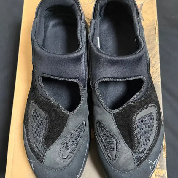 [BUNJANG] ROA Rose Black Sneakers / ROA 로아 로즈 블랙