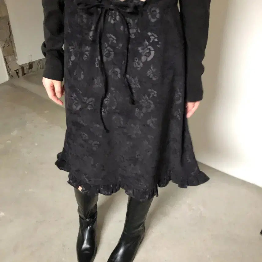 [BUNJANG] Hippidy Pi Bouquet Midi Skirt Black / 히피디피  bouquet midi sk 블랙