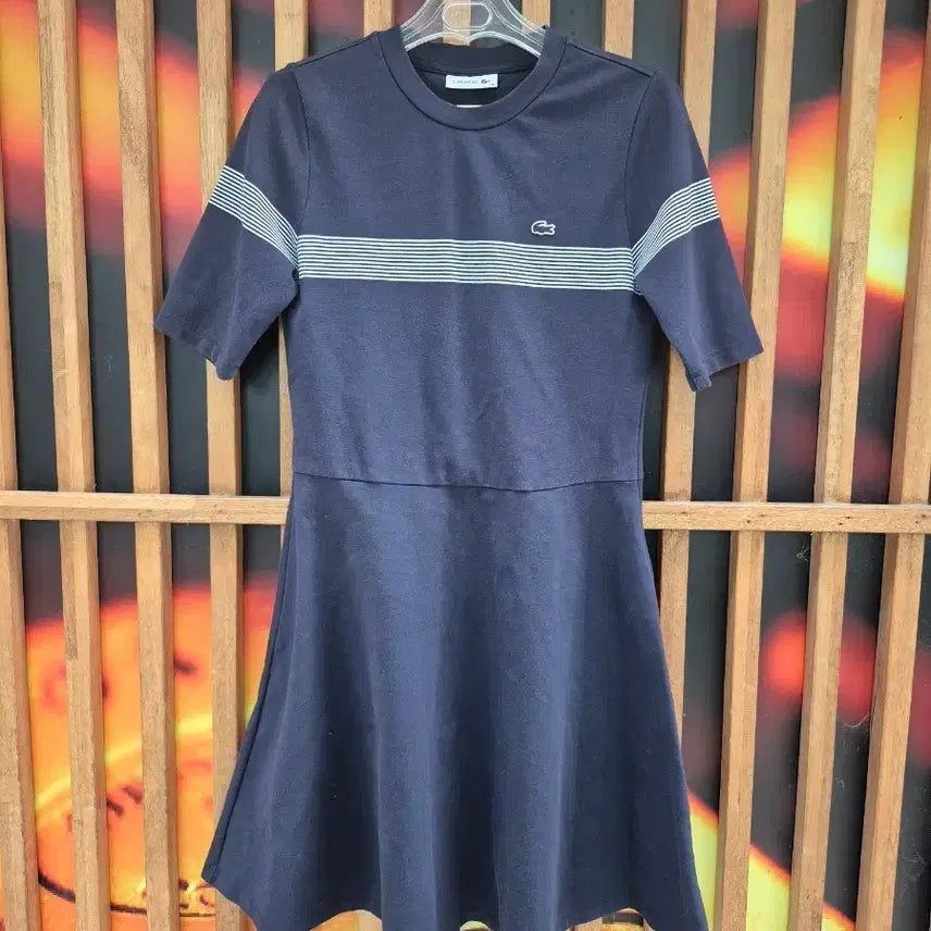 [BUNJANG] Lacoste Women's Navy Striped Detail Midi Dress Size 36 / 라코스테 여성 원피스 네이비36