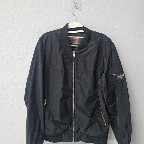[BUNJANG] Prada Black Lightweight Blouson Jacket / 프라다 블랙 경량 블루종 자켓