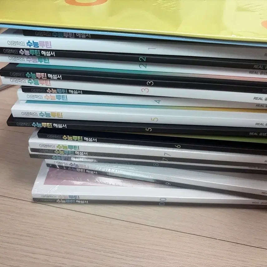 [BUNJANG] Lee Myung-hak 2027 CSAT Routine Textbook & Solution Set / 이명학 27수능루틴