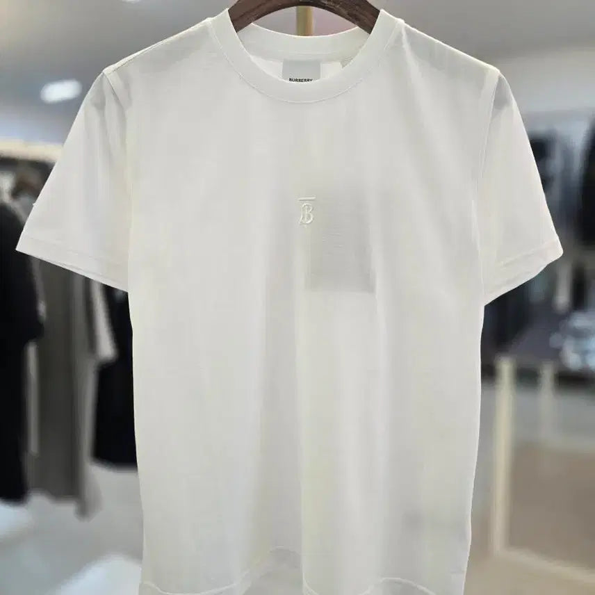 [BUNJANG] Burberry Women's Monogram Dobby Short Sleeve T-Shirt Size S / 버버리 여성 모노그램 도비 여성 반팔티 S사이즈  8015186
