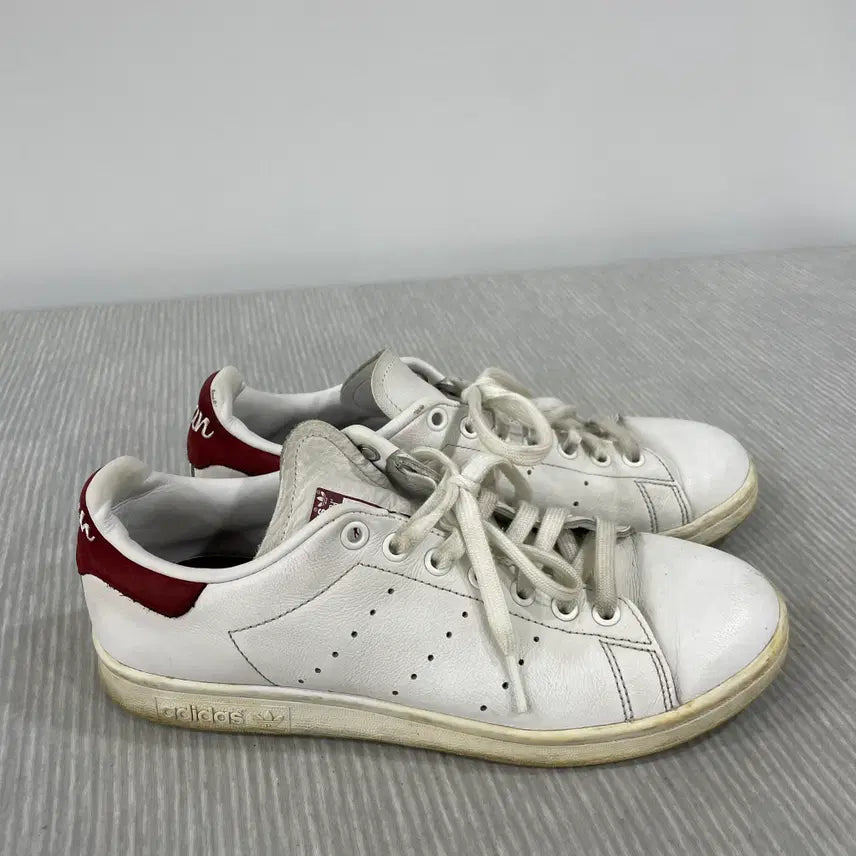 [BUNJANG] Adidas Stan Smith Collegiate Burgundy Sneakers (260mm) / 832) 아디다스 스탠스미스 컬리지에이트 버건디 260mm