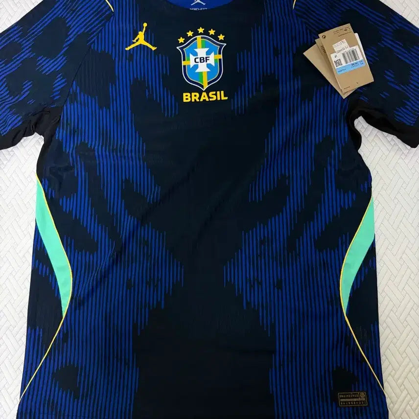 [BUNJANG] Nike Brazil 26/28 Authentic Away Jersey M / 나이키 브라질 어센틱 26/28 어웨이 유니폼 M