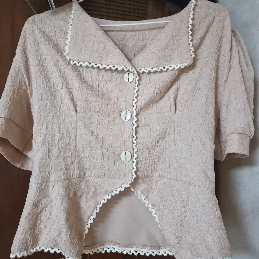 [BUNJANG] Vintage Frill Blouse / 빈티지 프릴 블라우스