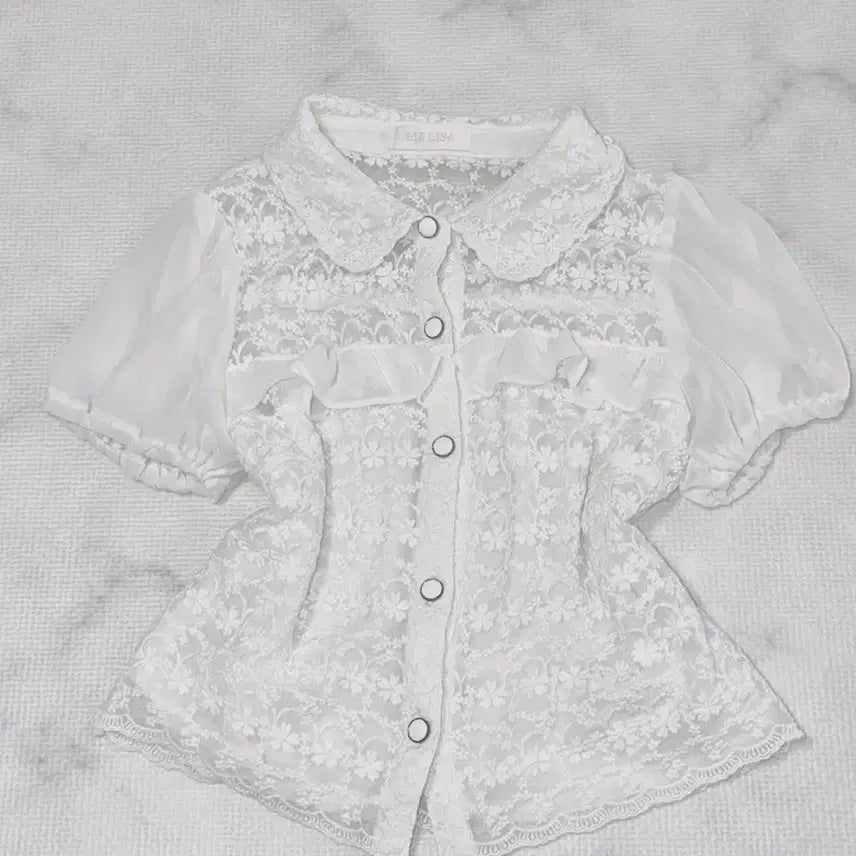 [BUNJANG] Liz Lisa Lace Egg Top Blouse White / 리즈리사 레이스 로걀탑 화이트 블라우스 달천깔