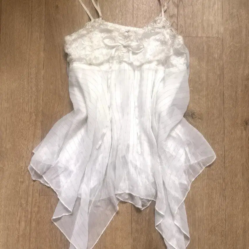 [BUNJANG] Lace Stripe Sleeveless Top / 레이스 스트라이프 슬리브리스