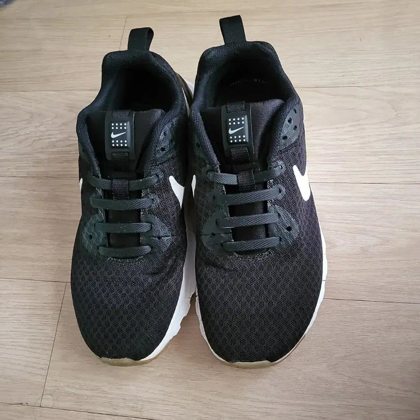 [BUNJANG] Nike Running Shoes 235cm / 나이키//러닝화//운동화//235