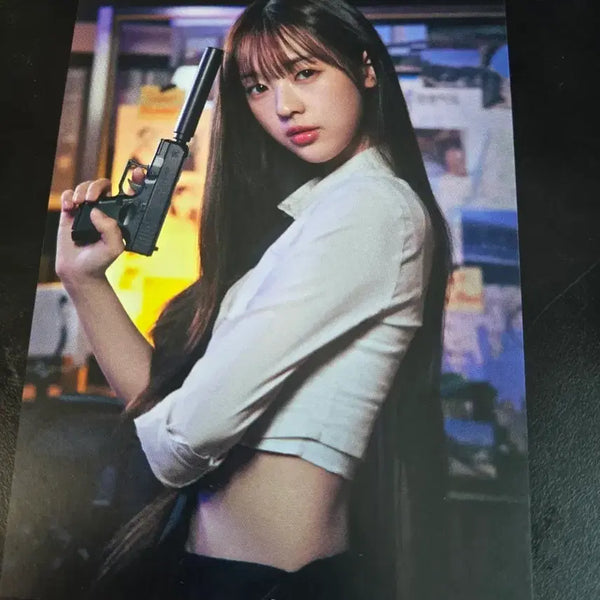 [BUNJANG] tripleS Kim Sumin Badge War Season 4 Postcard / 트리플에스 배지전쟁 시즌4 김수민 엽서판매