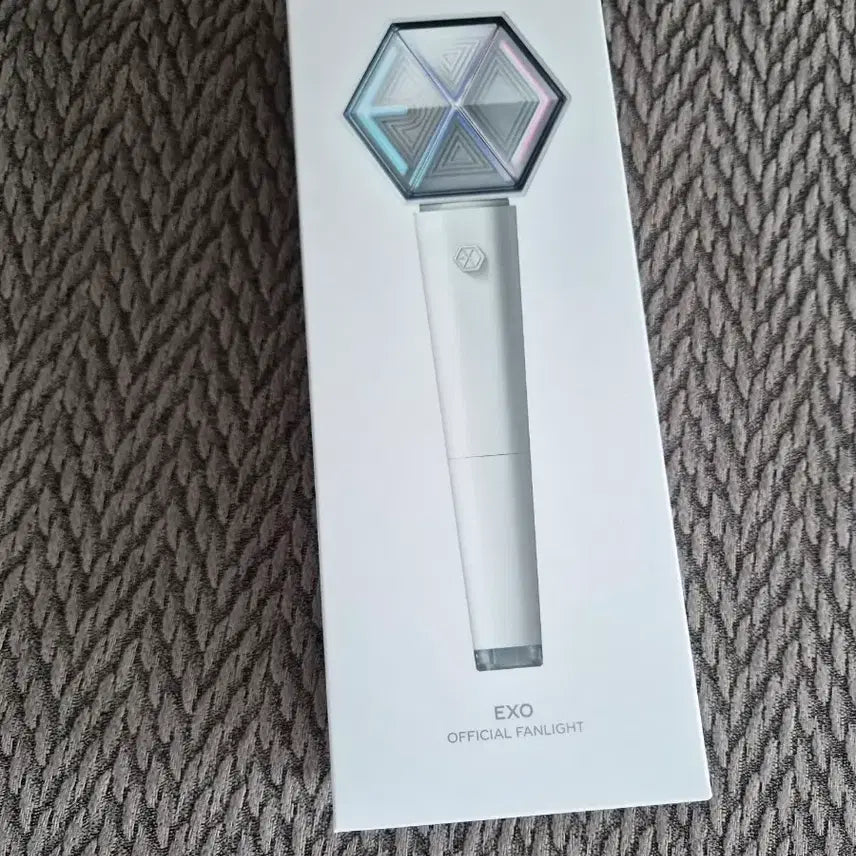 [BUNJANG] EXO Official Light Stick (Sealed) / EXO 공식 응원봉 미개봉